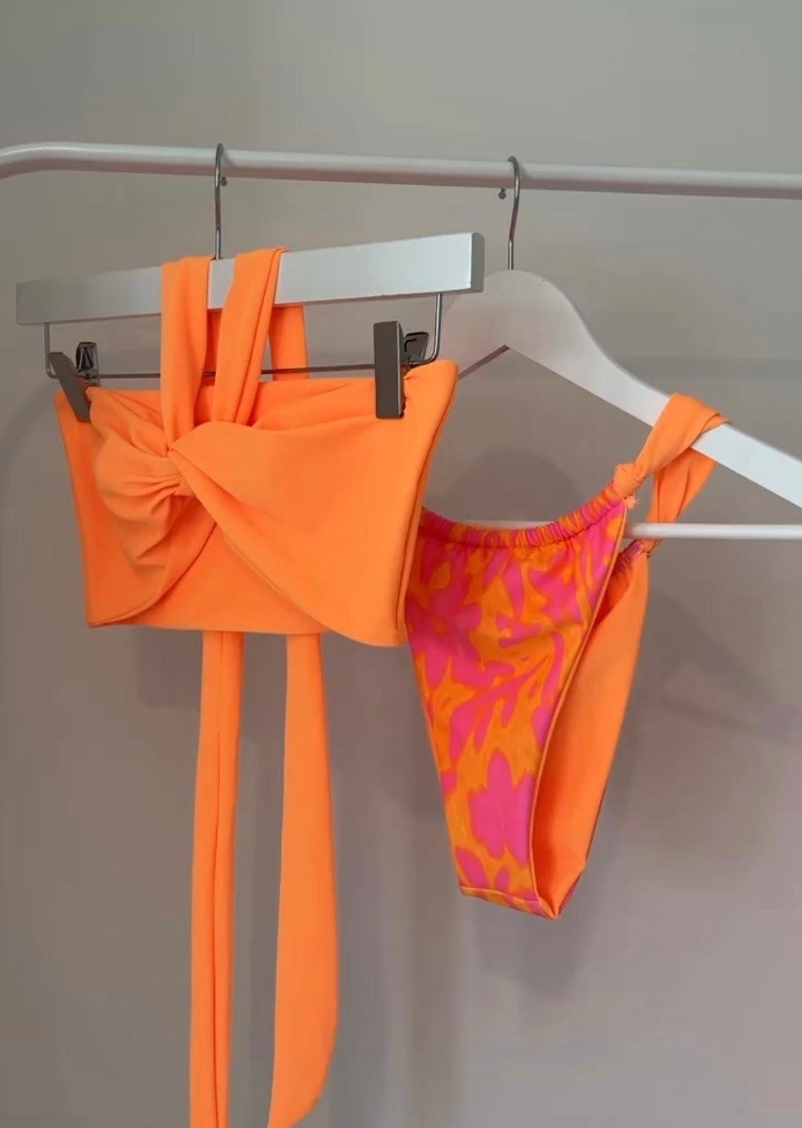 KNOT BANDEAU TANGERINE DREAM