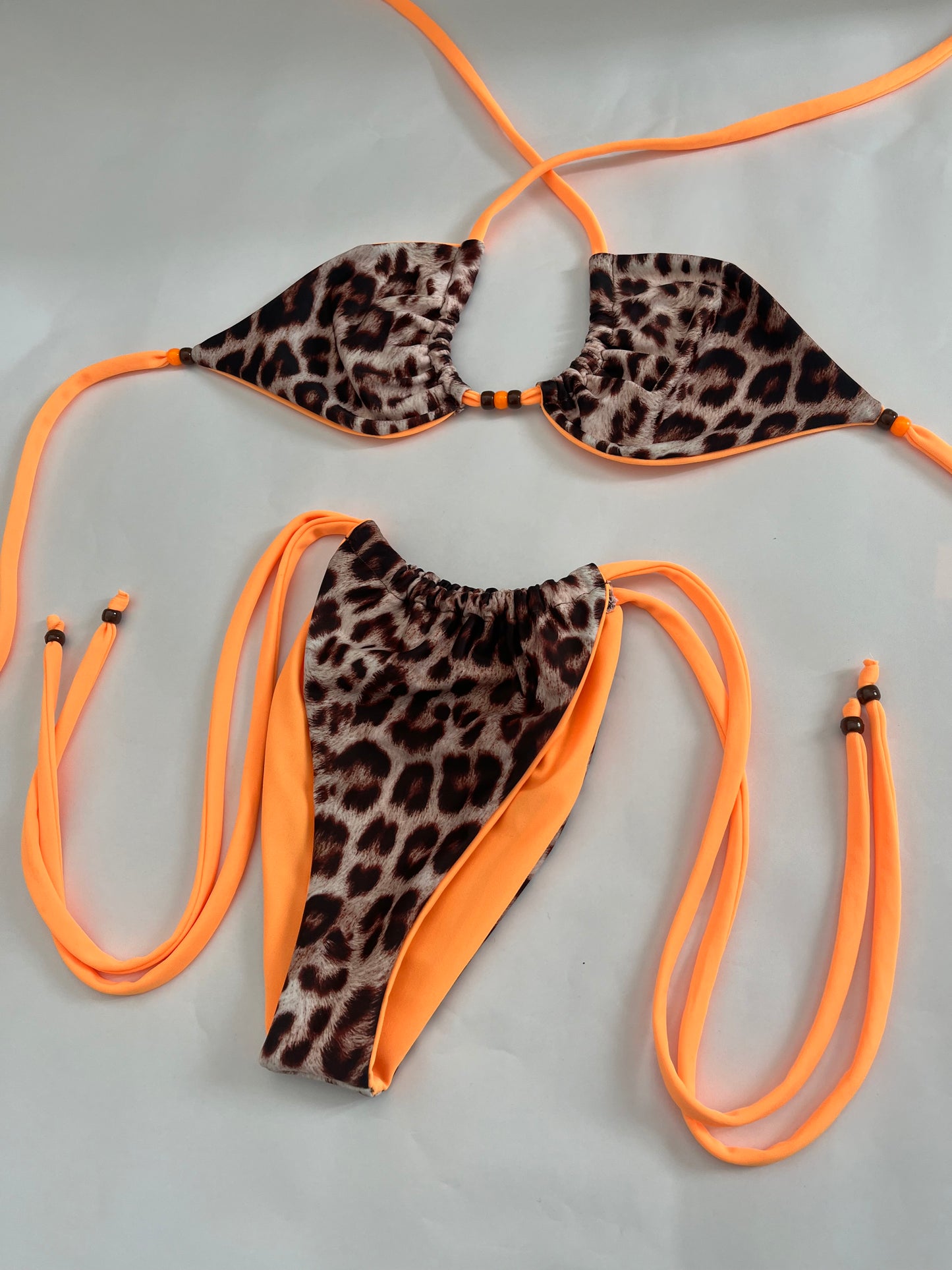 LEOPARD & ORANGE TRIANGLE SET