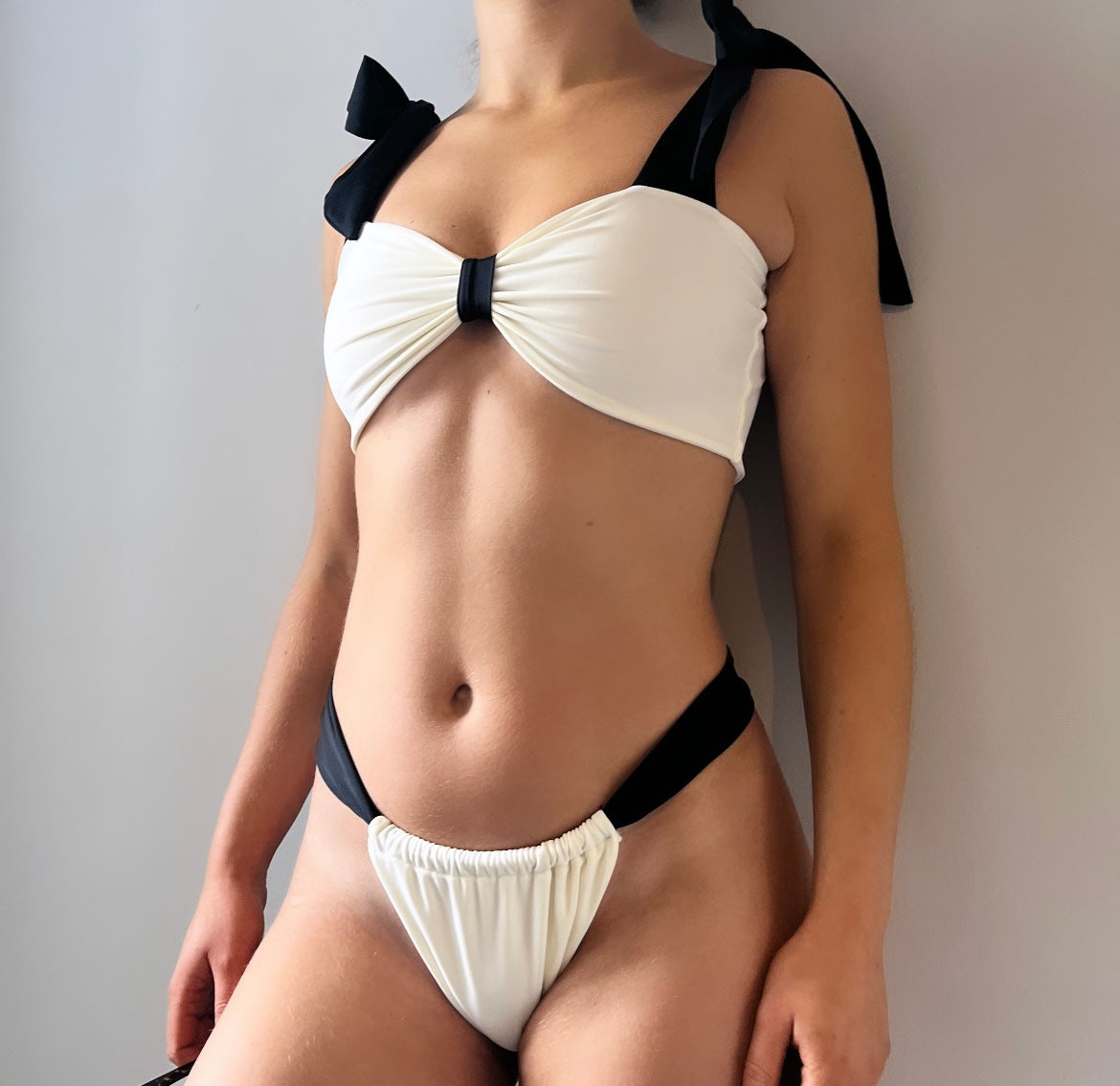 IVORY TIE BANDEAU CONTRAST SET